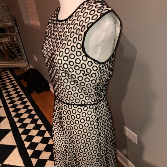Women’s black and white j. Crew dress. Size 2. - Picture 4 of 8
